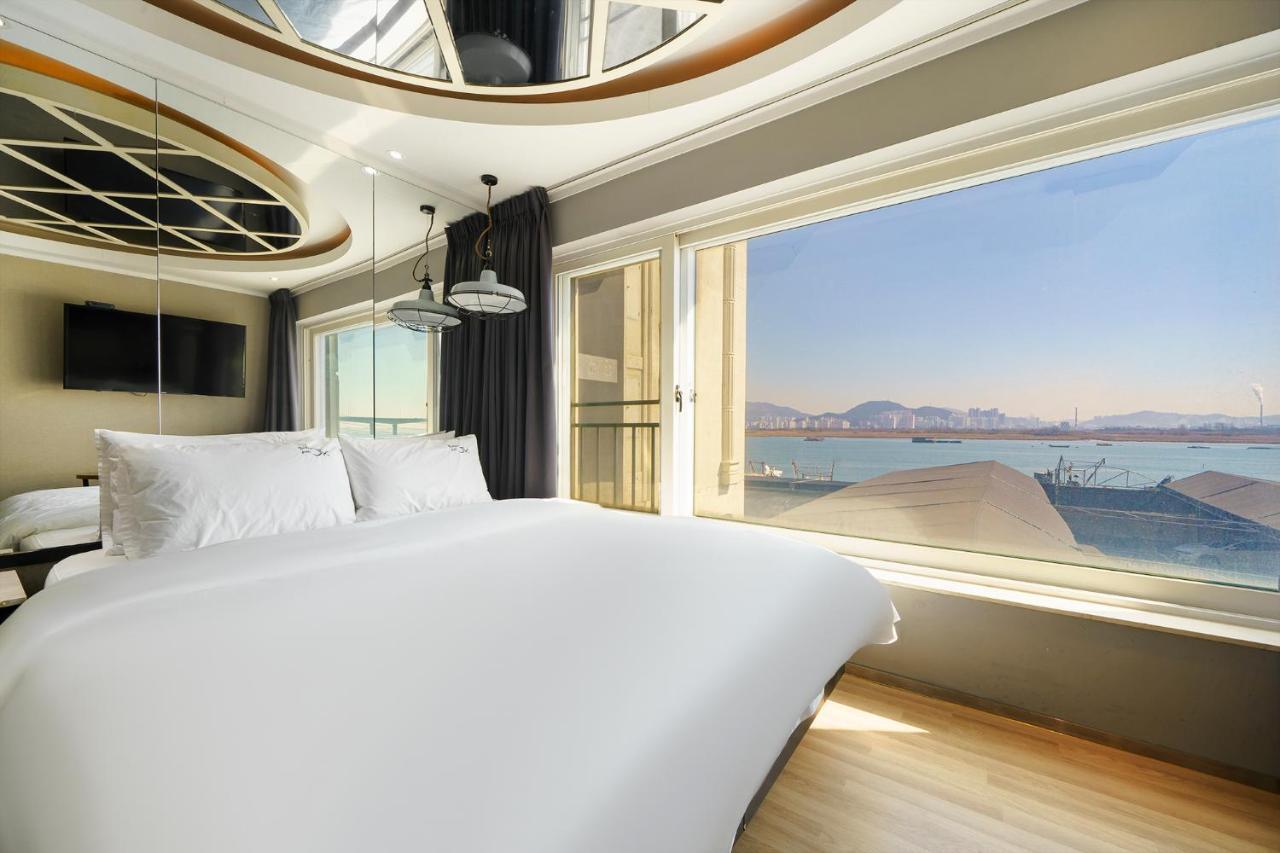 Jk Hotel Busan Exterior photo