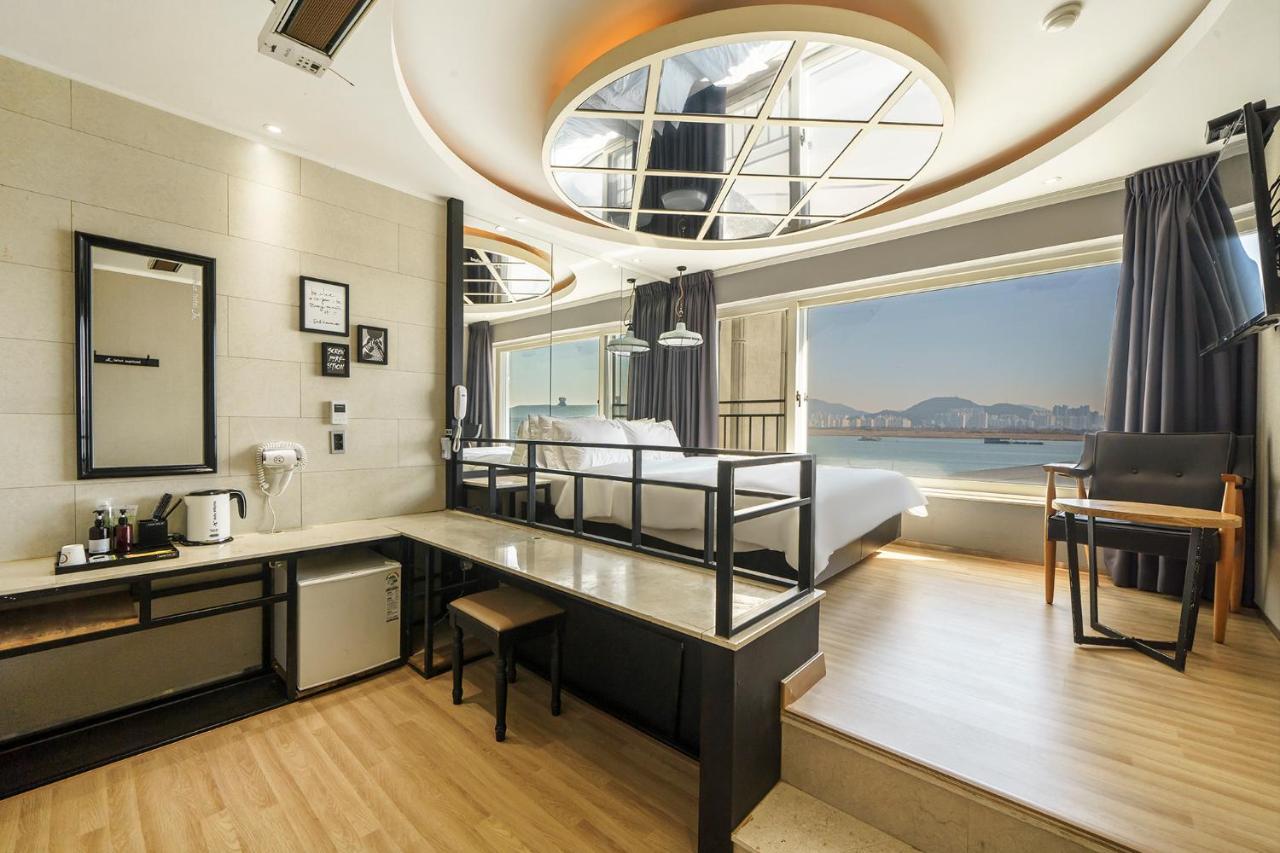 Jk Hotel Busan Exterior photo